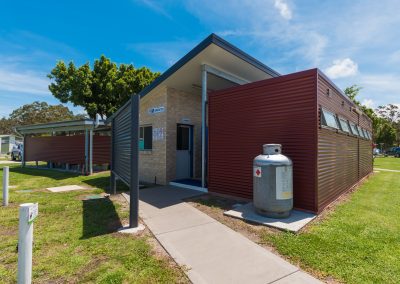 ensuite-amenities-bathroom-exterior