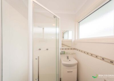 two-bedroom-cabin-bathroom