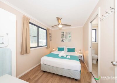 superior-one-bedroom-cabin-bedroom